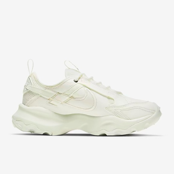 Nike TC 7900 Sneakers - Picture 3 of 10